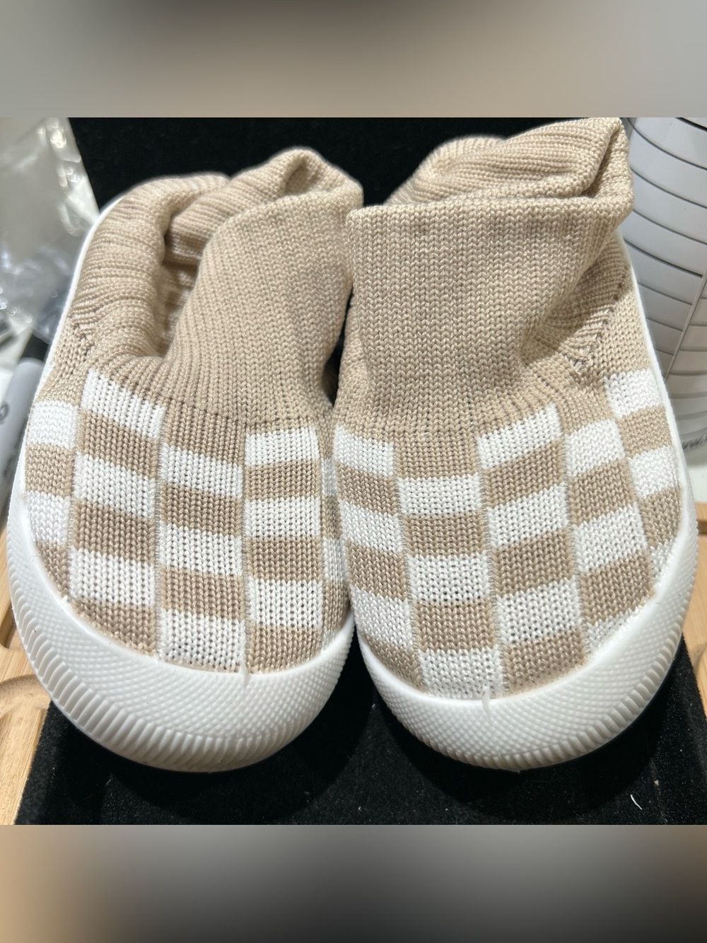 Kids Slip-On Checker Knit Sneakers - Beige & White toddler size 0 or EU 15
